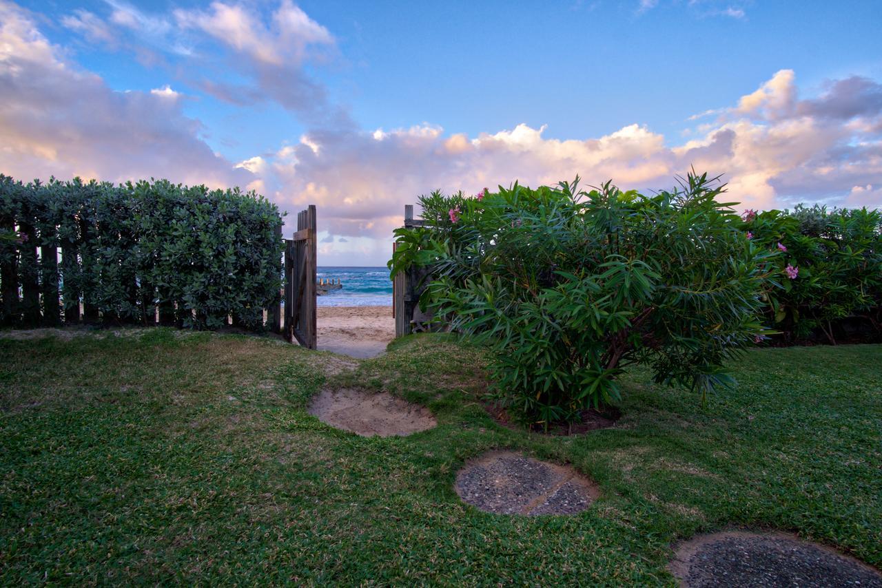 Sunspot Villa Runaway Bay Exterior photo